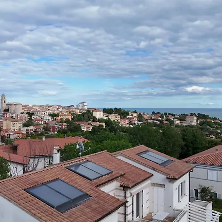 Apartman S023 - Sirolo, Magnifico Trilocale Design Con Terrazzo