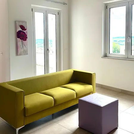 S023 - Sirolo, Magnifico Trilocale Design Con Terrazzo *